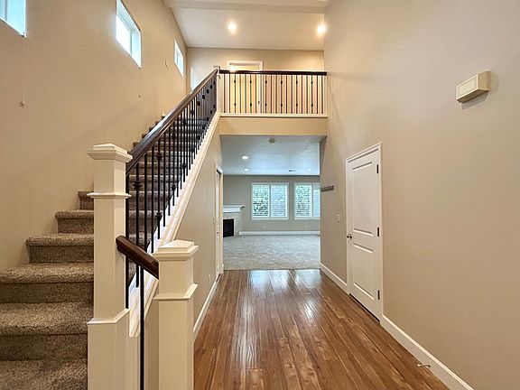 5th image of 6285 NE Sherborne St