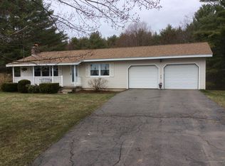 6 Mitchell Rd, Waterville, ME 04901