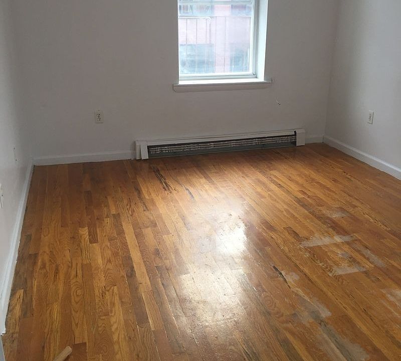 2nd image of 170 E 110th St APT 4A