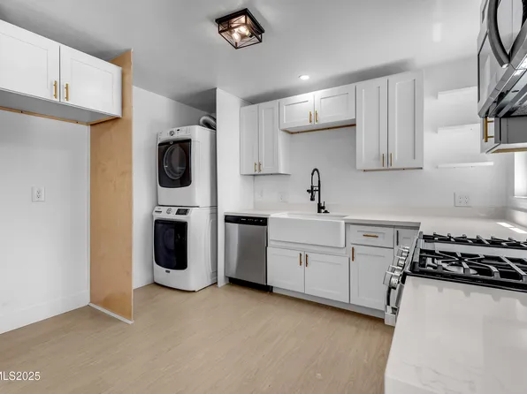 1125 Vance Way, Sparks, NV 89431