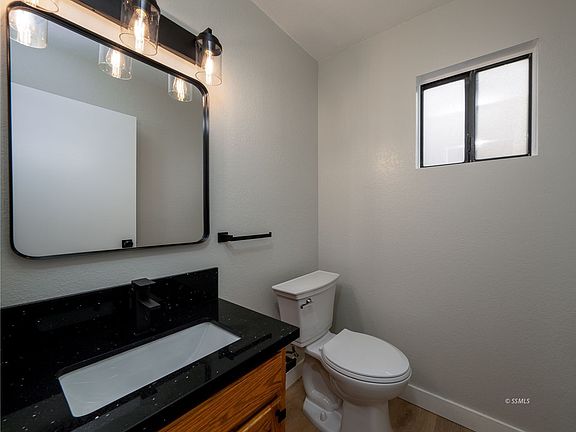 5th image of 189 E Upjohn Ave