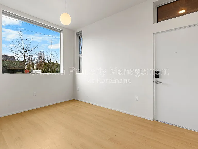 7480 N Delaware Ave #104 — Photo 8