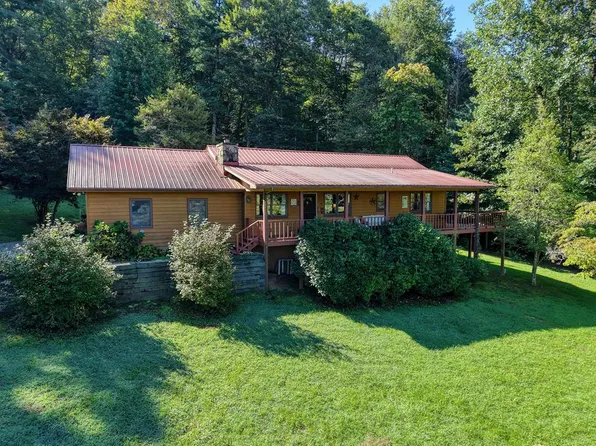 652 Pleasant Valley Ln, Blairsville, GA 30512