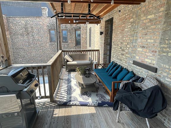 2nd image of 2329 W Chicago Ave #2W