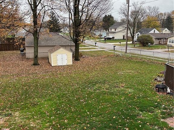 4th image of 1727 Lake Ave