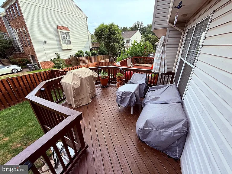 47574 Comer Sq — Photo 11