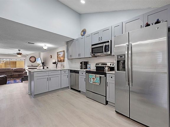 5th image of 3401 CYPRESS HEAD COURT