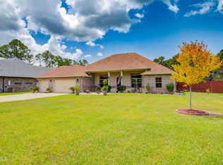 13505 E Glendale Rd, Ocean Springs, MS 39564