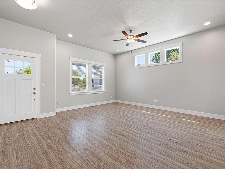 635 S Tylee Way — Photo 11
