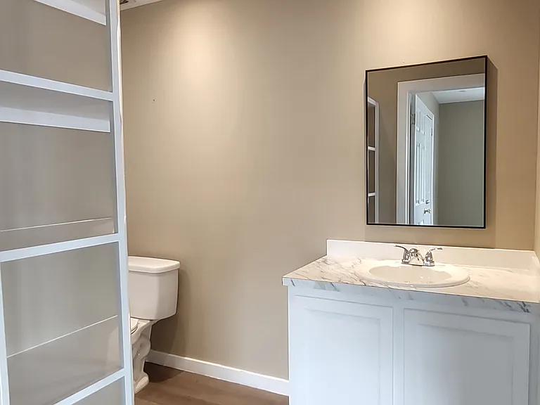 617 Hollingsworth Rd #617 — Photo 12