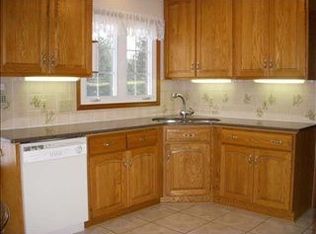 237 Candlewyck Ln, Hershey, PA 17033