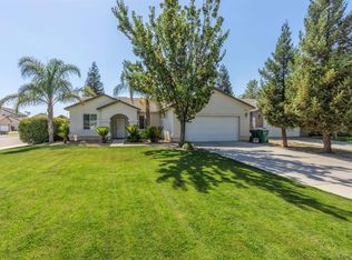 212 Willow Ct, Fowler, CA 93625