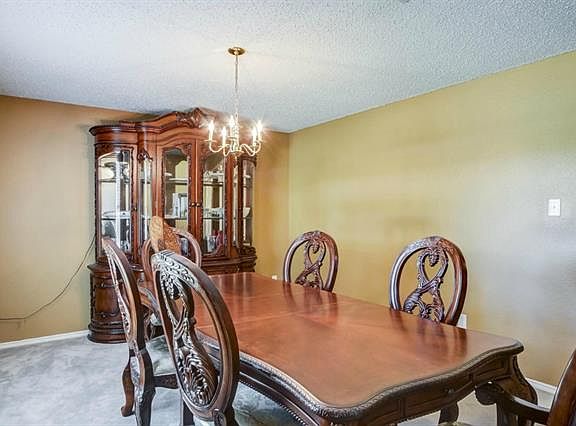 5th image of 1276 Highview Dr