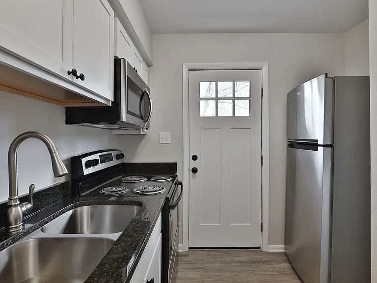 154 Fairway Dr — Photo 14