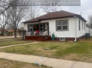 324 W 15th St, Grand Island, NE 68801
