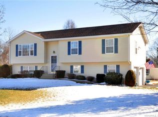304 Beechwood, Windsor, CT 06095