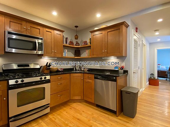 5th image of 33 Winthrop St #1