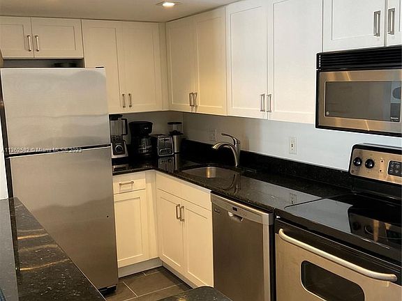 3rd image of 770 Claughton Island Dr APT 1207