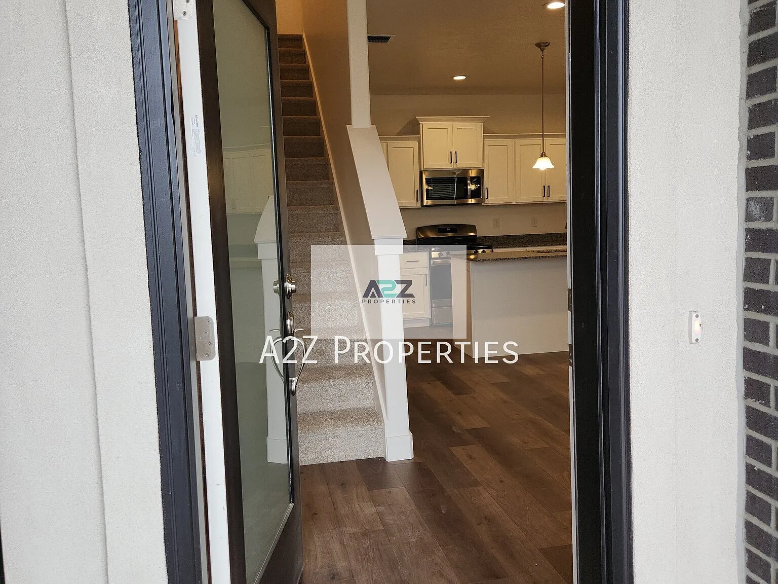 968 S 850 W — Photo 2