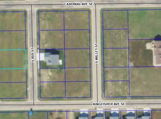 818 S Ibis St, Aberdeen, SD 57401