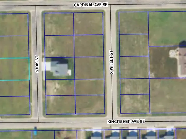 818 S Ibis St, Aberdeen, SD 57401