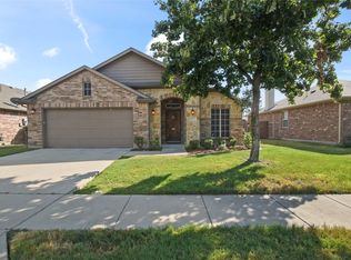 1212 Songbird Dr, Little Elm, TX 75068