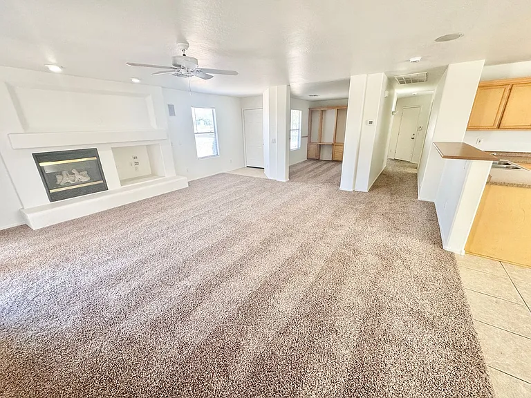 2106 W Alta Vista Rd — Photo 5