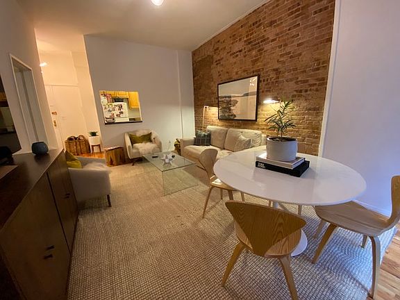4th image of 325 E 64th St APT 207