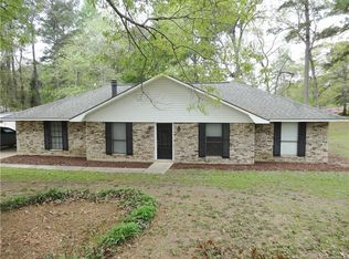 820 Ridgeview Dr, Pineville, LA 71360