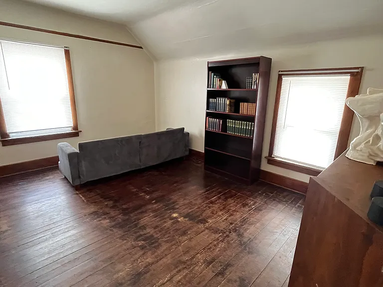 511 E Kearney St — Photo 13