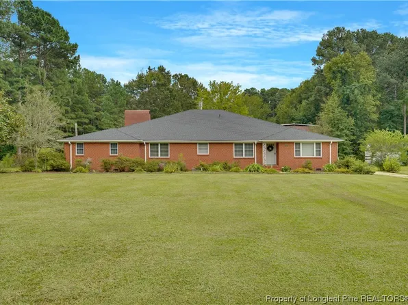 1882 Dunn Rd, Eastover, NC 28312