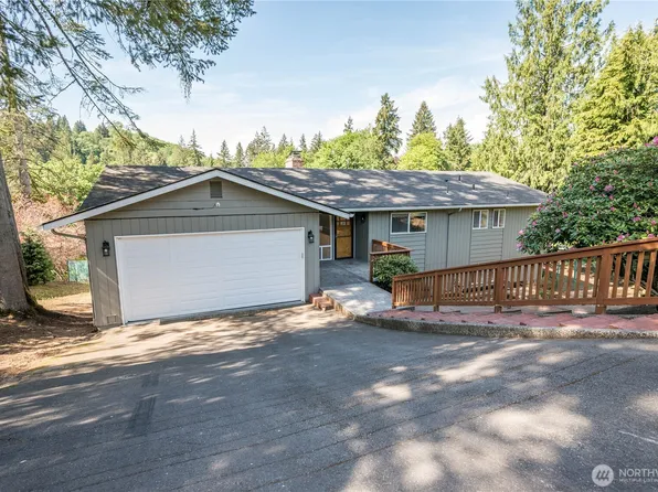 2441 W Lynnwood Drive, Longview, WA 98632