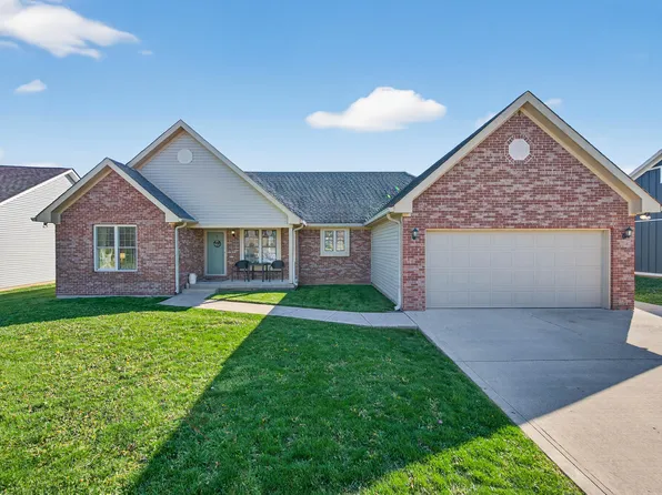 31 Watson Dr, Trafalgar, IN 46181