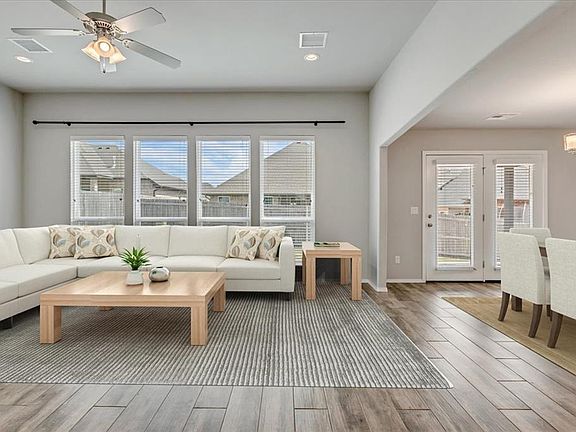 5th image of 8308 NW 151st St