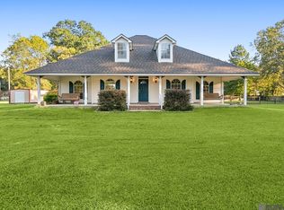 8925 Jodie Rd, Zachary, LA 70791