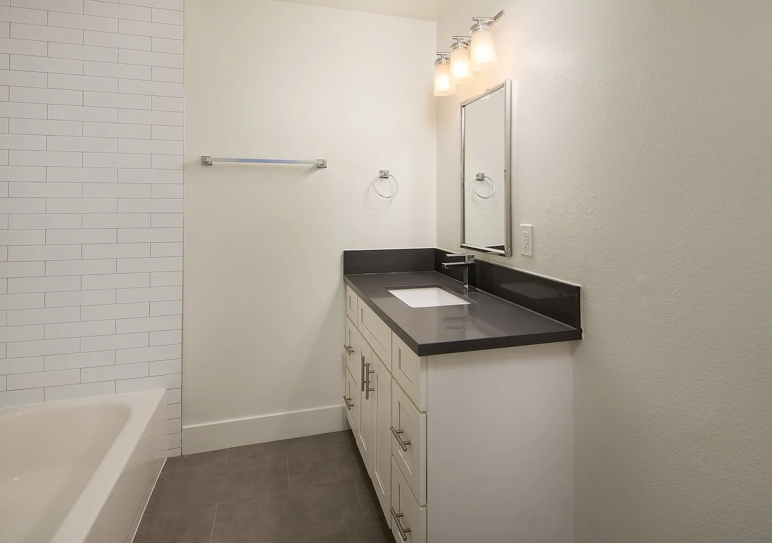 Anza 20700, LLC — Photo 4