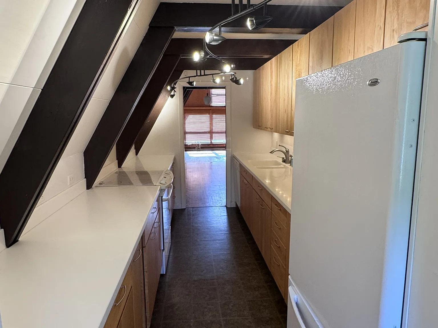 1453 Mount Philo Rd — Photo 2