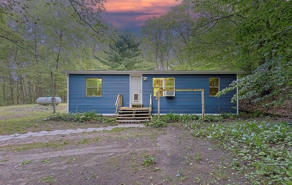 1st image of 7894 N 66th Ave