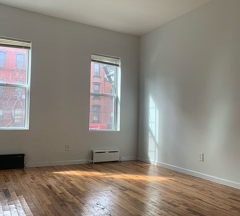 5th image of 102 Graham Ave APT 1