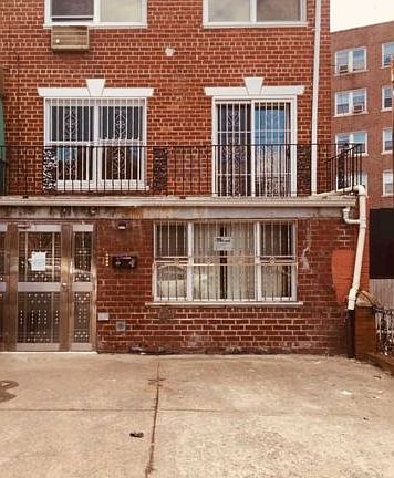 2nd image of 42-08 Union St Floor 1