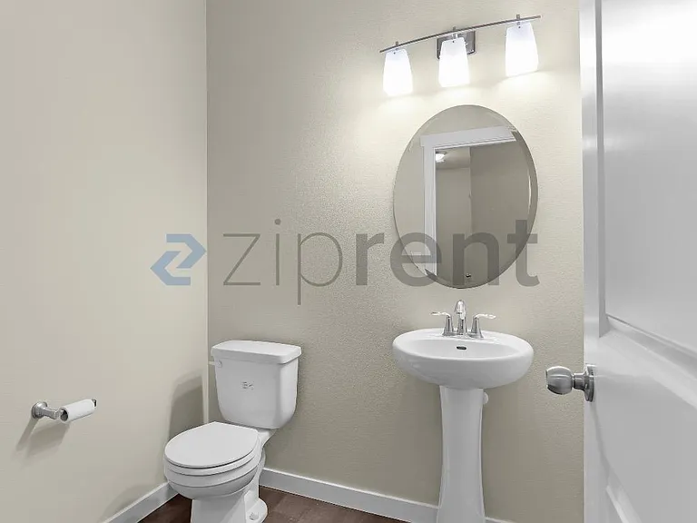 7805 163rd Street Ct E — Photo 9