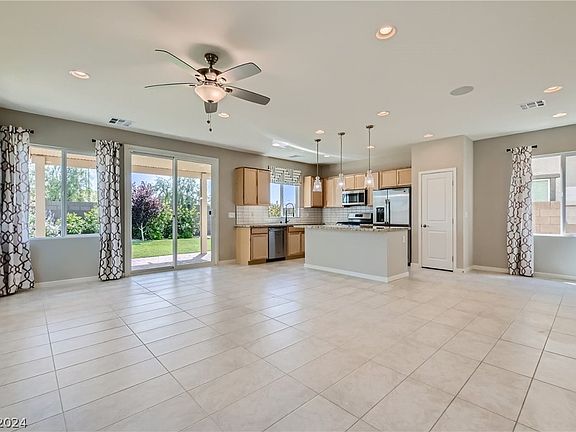 3rd image of 6622 Palm Br
