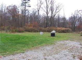 222 Stepping Stone Rd, Somerset, PA 15501