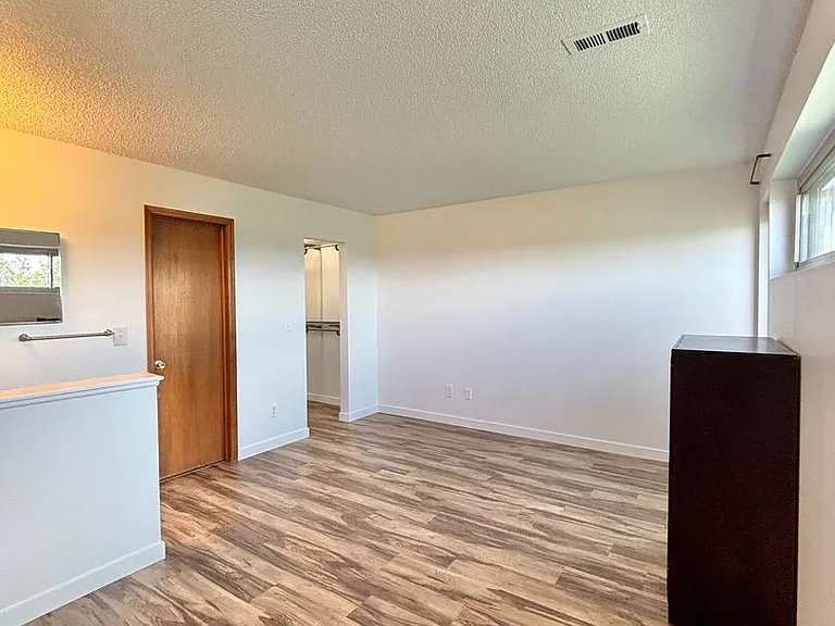 8910 Fox Dr #14 — Photo 11
