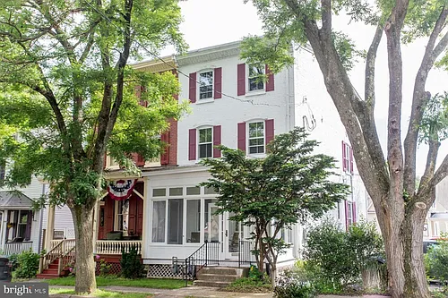 34 S Clinton St Photo 1