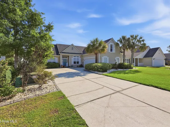 694 Meadowbrook Lane NW, Calabash, NC 28467