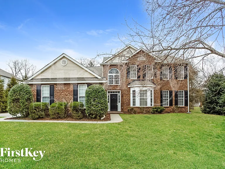 1504 Aries Ln — Photo 3