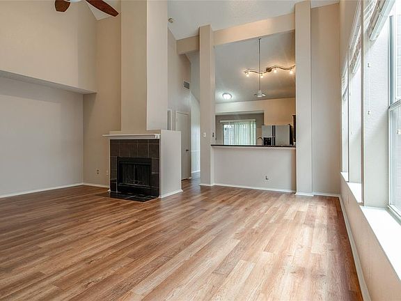 5th image of 1640 Prescott Cir
