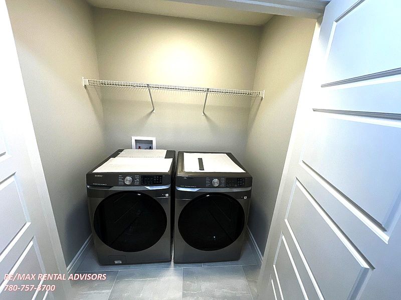 Edmonton Apartment for rent - 3 Bedrooms — photo 22