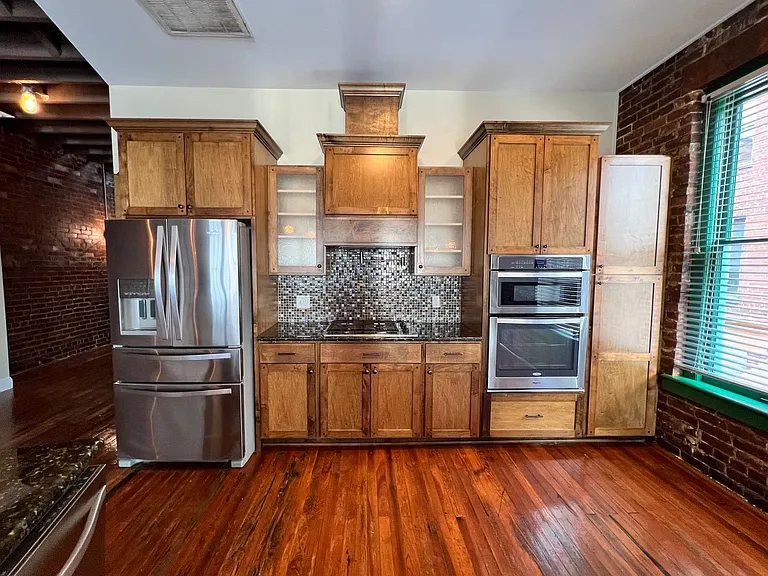 301 Market St SE — Photo 36